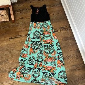 Beautiful NWT maxi dress